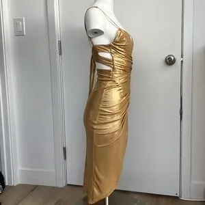 Boohoo | Dresses | Boohoo Gold Metallic High To Low Dress Sz 4 | Poshmark